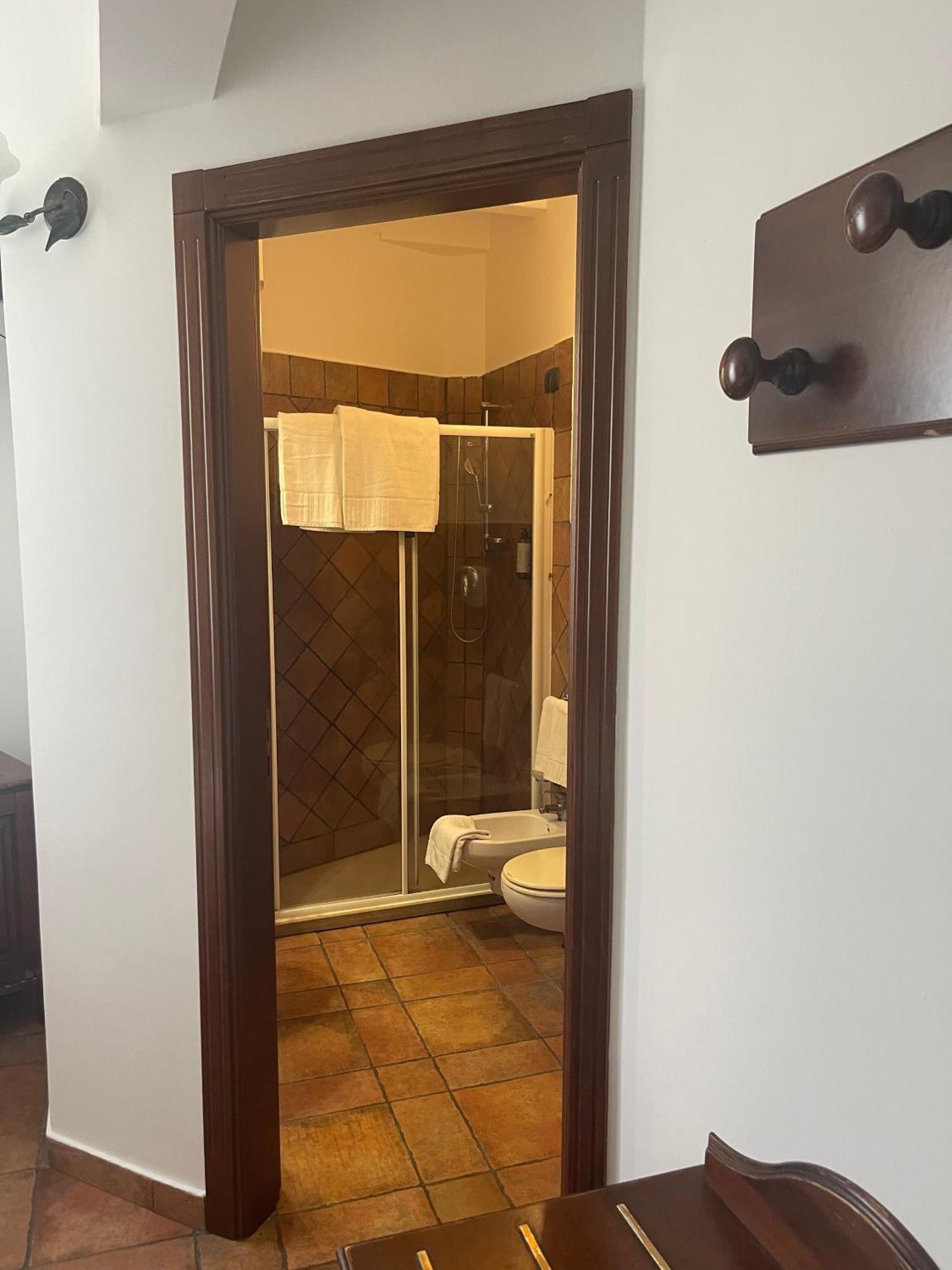 Hotel Capomulini 3 Stelle Acireale Dış mekan fotoğraf