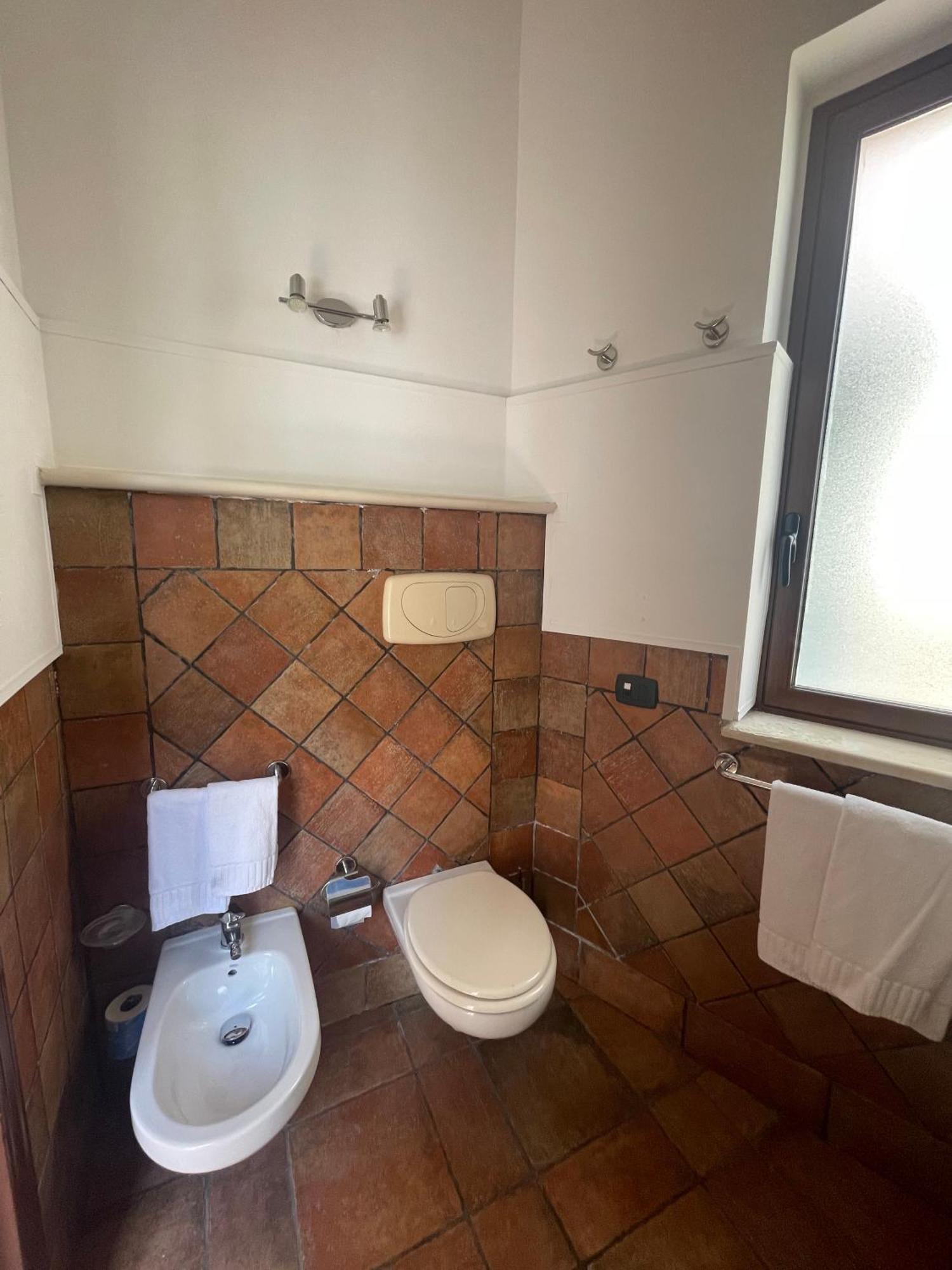 Hotel Capomulini 3 Stelle Acireale Dış mekan fotoğraf