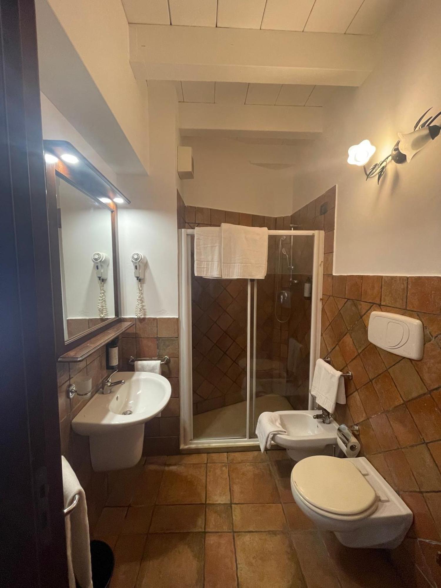 Hotel Capomulini 3 Stelle Acireale Dış mekan fotoğraf