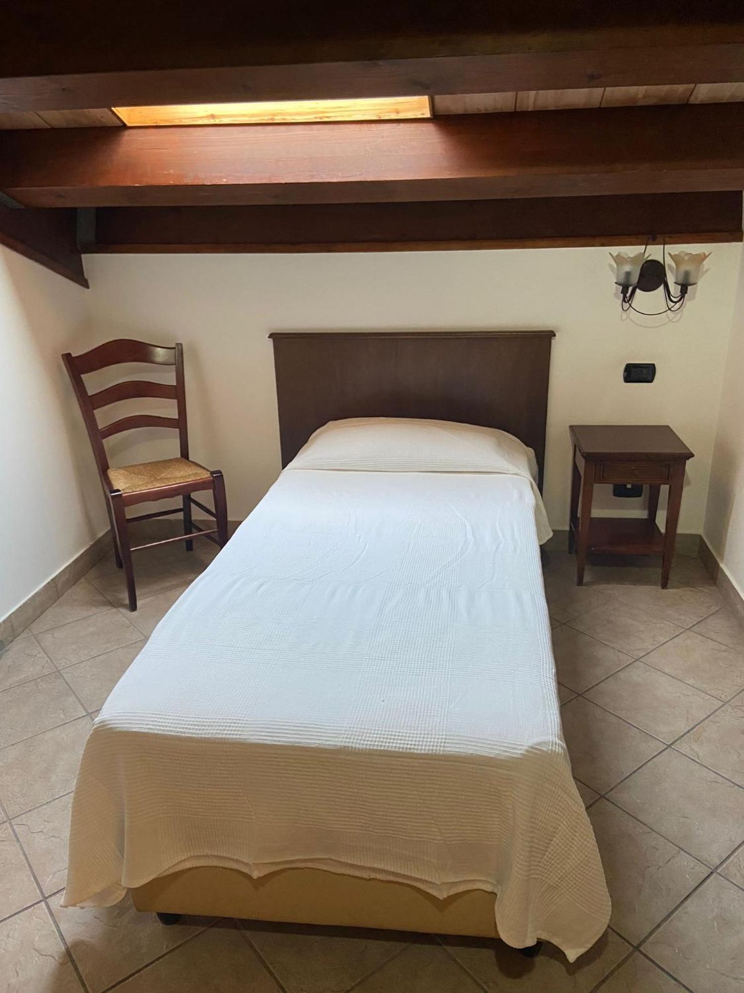 Hotel Capomulini 3 Stelle Acireale Dış mekan fotoğraf