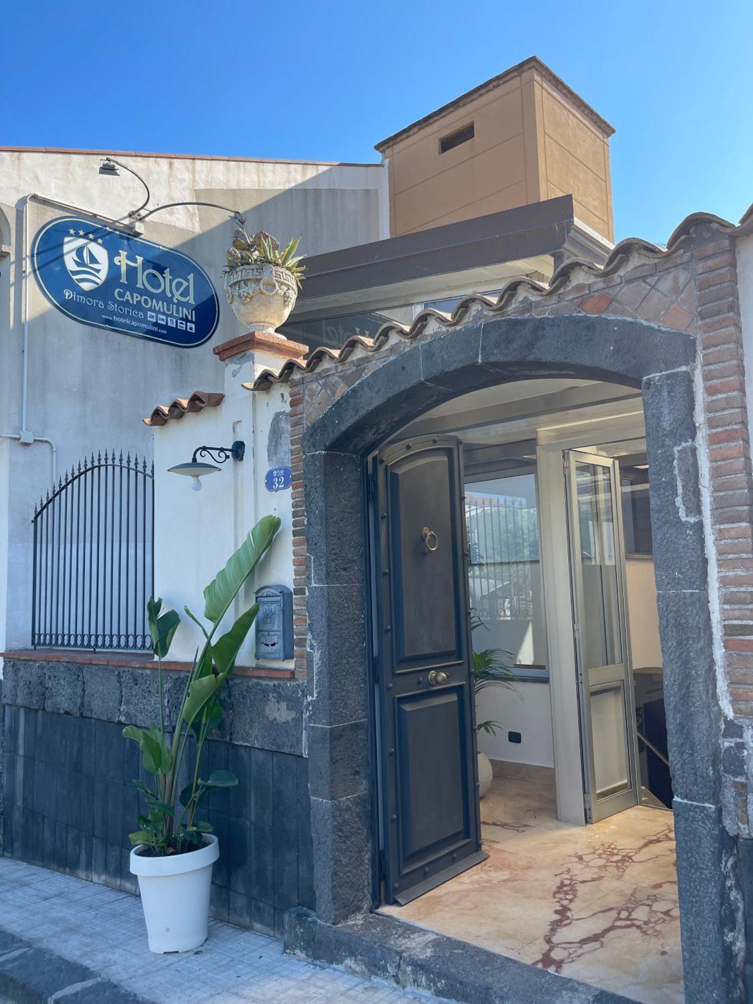 Hotel Capomulini 3 Stelle Acireale Dış mekan fotoğraf